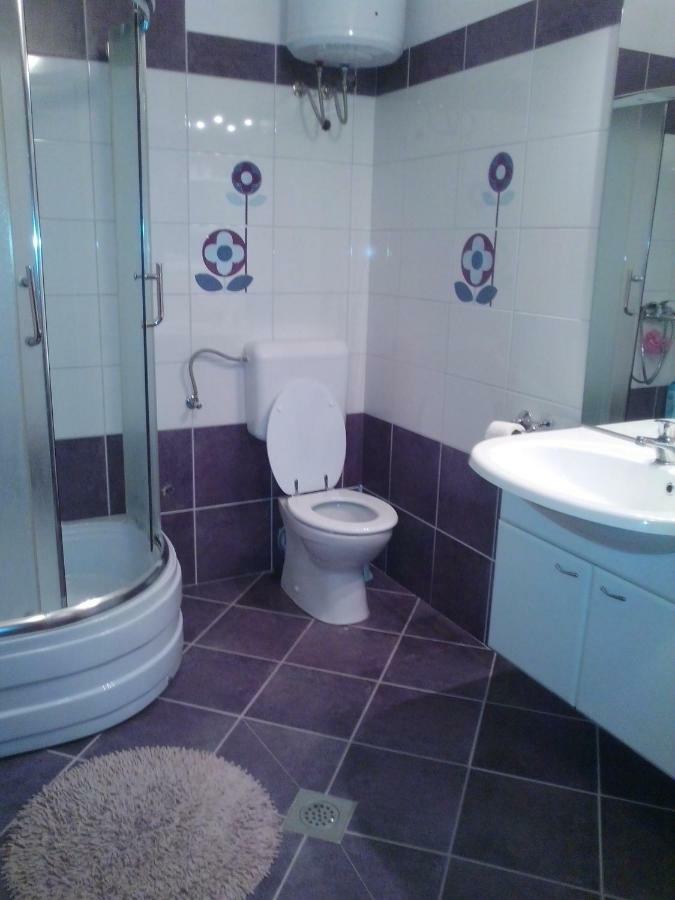 Apartment Silvija Vinišće 외부 사진